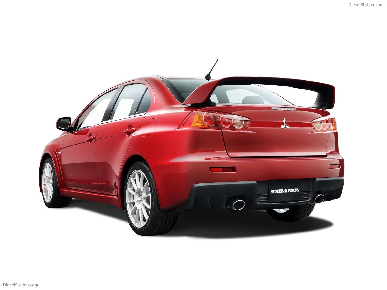 Official Mitsubishi Lancer EVO X production pictures
